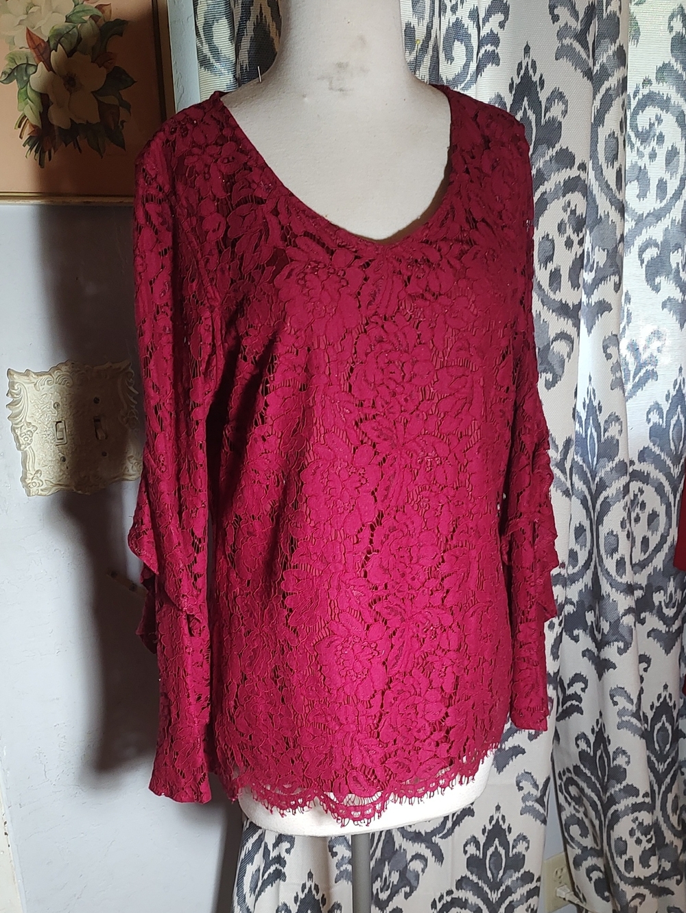 Isaac Mizrahi Burgundy Floral Lace V-Neck Blouse